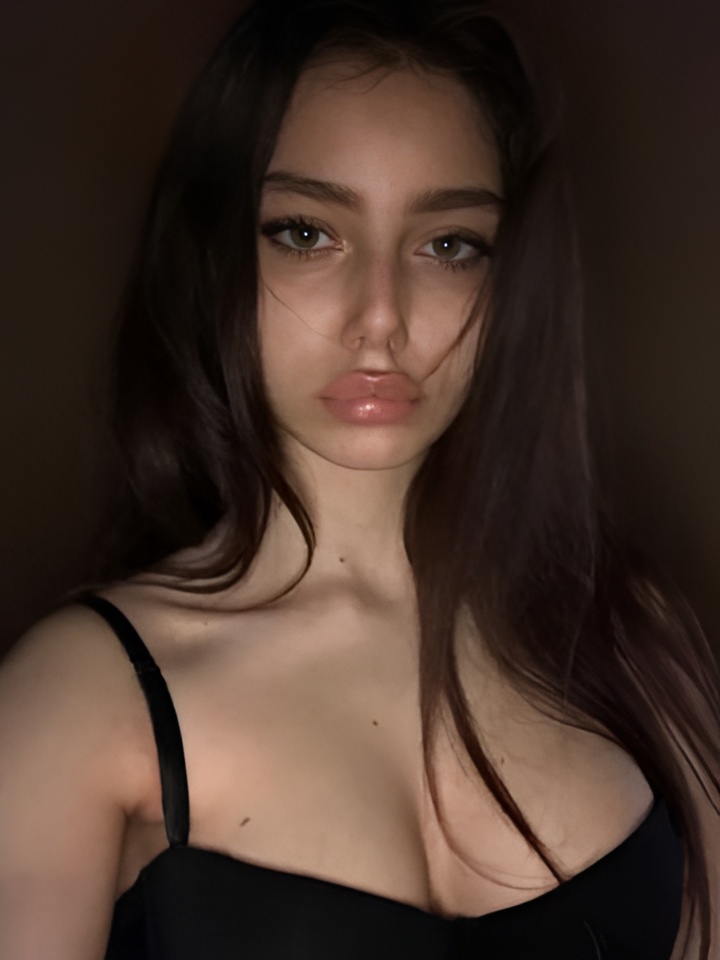 Фрида привлекательная девушка из Салехарда цена от 2000 руб