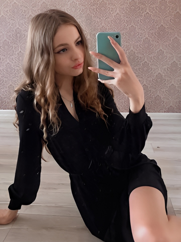 Индивидуалка Леночка, доступна для личного знакомства от 2500 руб