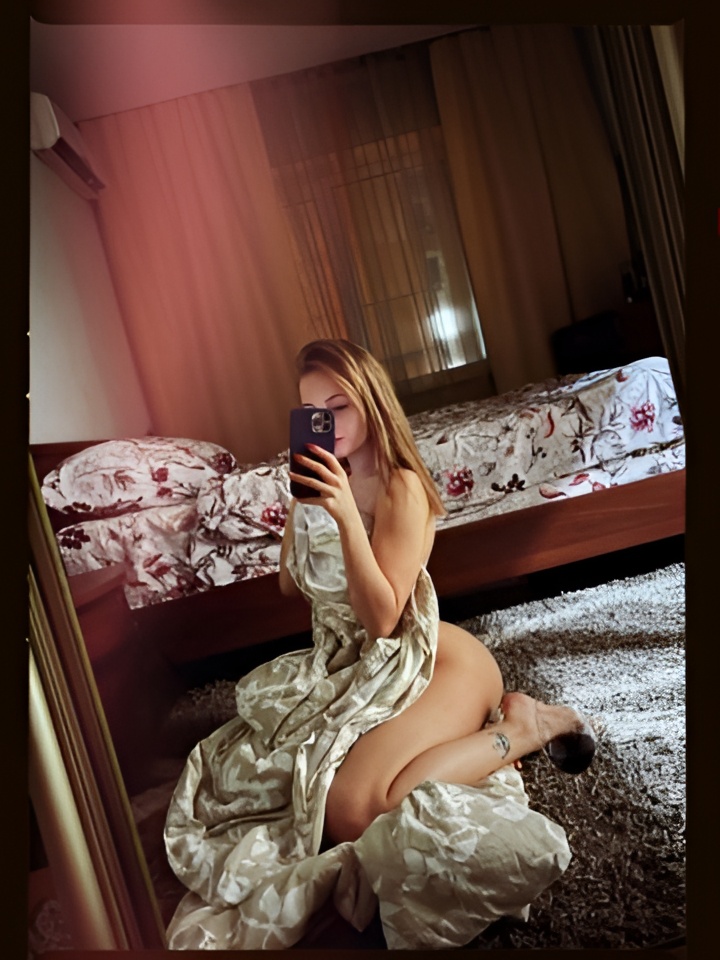 Оксана привлекательная девушка из Салехарда цена от 10000 руб