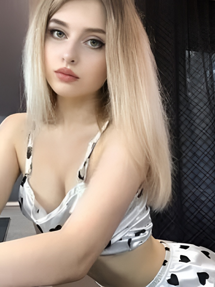 Индивидуалка София, доступна для личного знакомства от 3000 руб