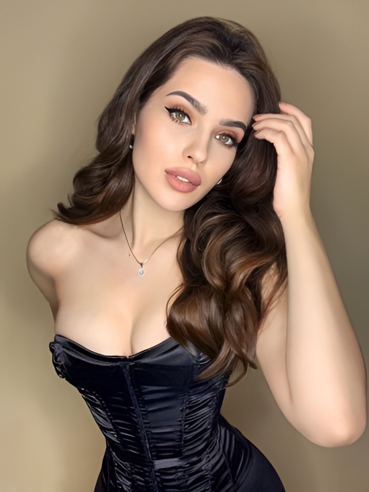 Варвара привлекательная девушка из Салехарда цена от 2500 руб