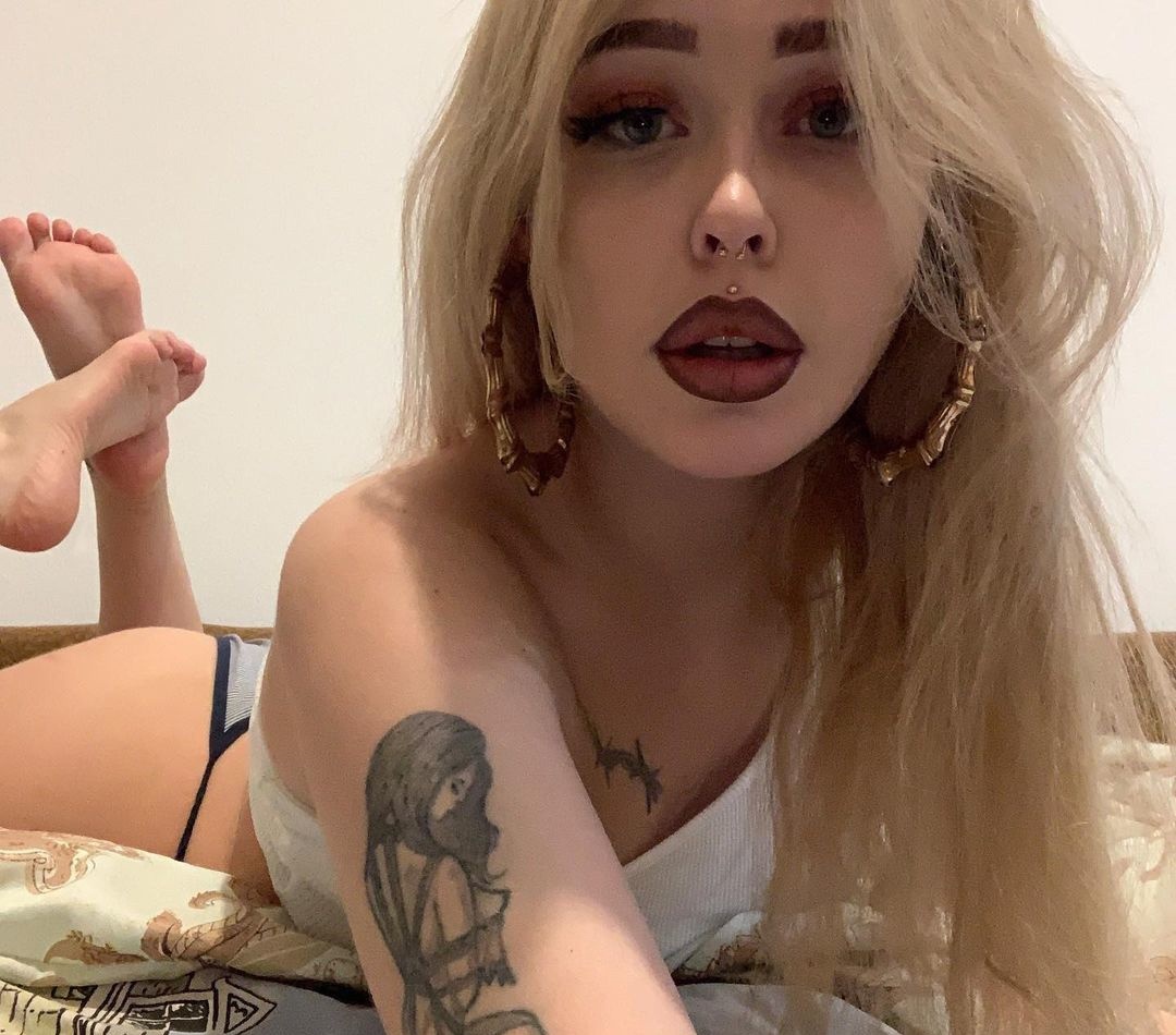 Лада привлекательная девушка из Салехарда цена от 3500 руб