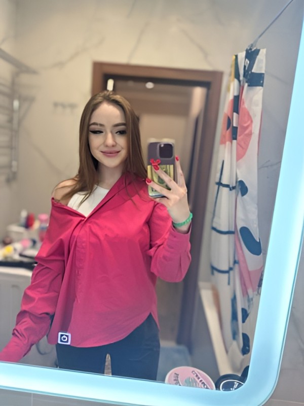 Арина из Салехарда